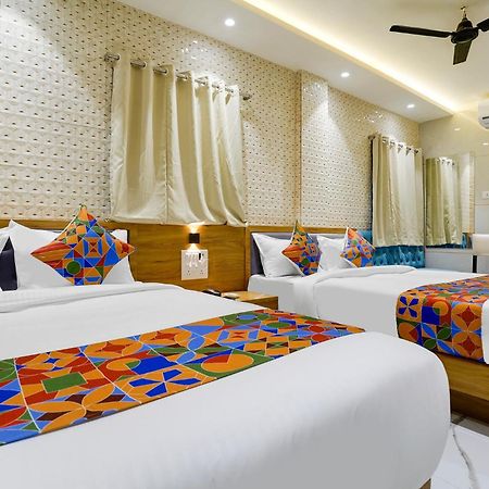 Fabhotel Rr Residency - Near Bkc Mumbai Bagian luar foto