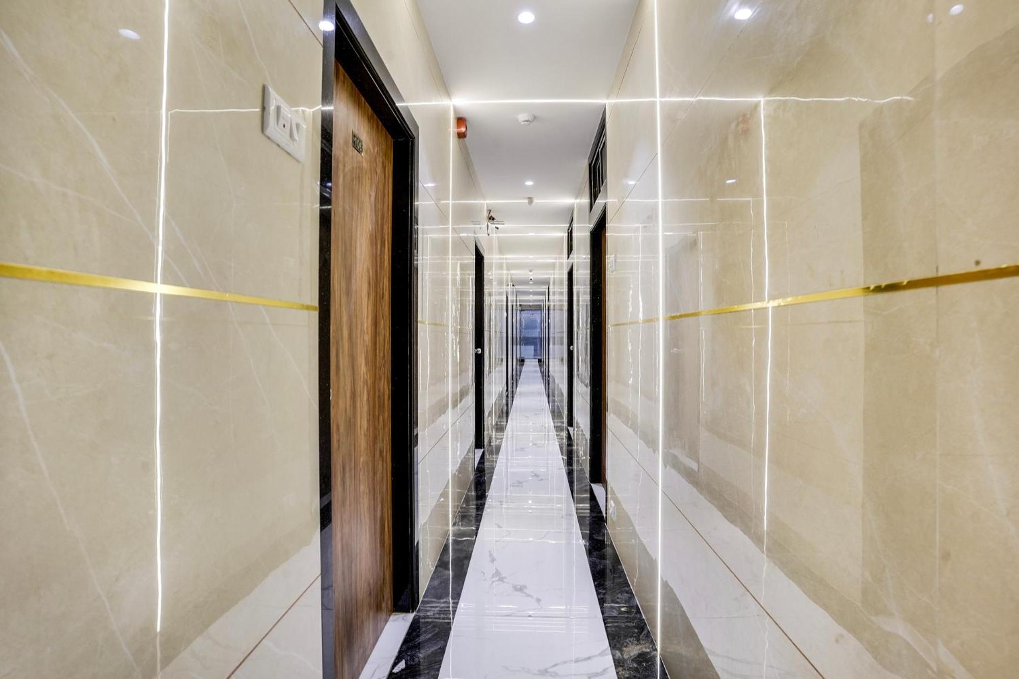 Fabhotel Rr Residency - Near Bkc Mumbai Bagian luar foto