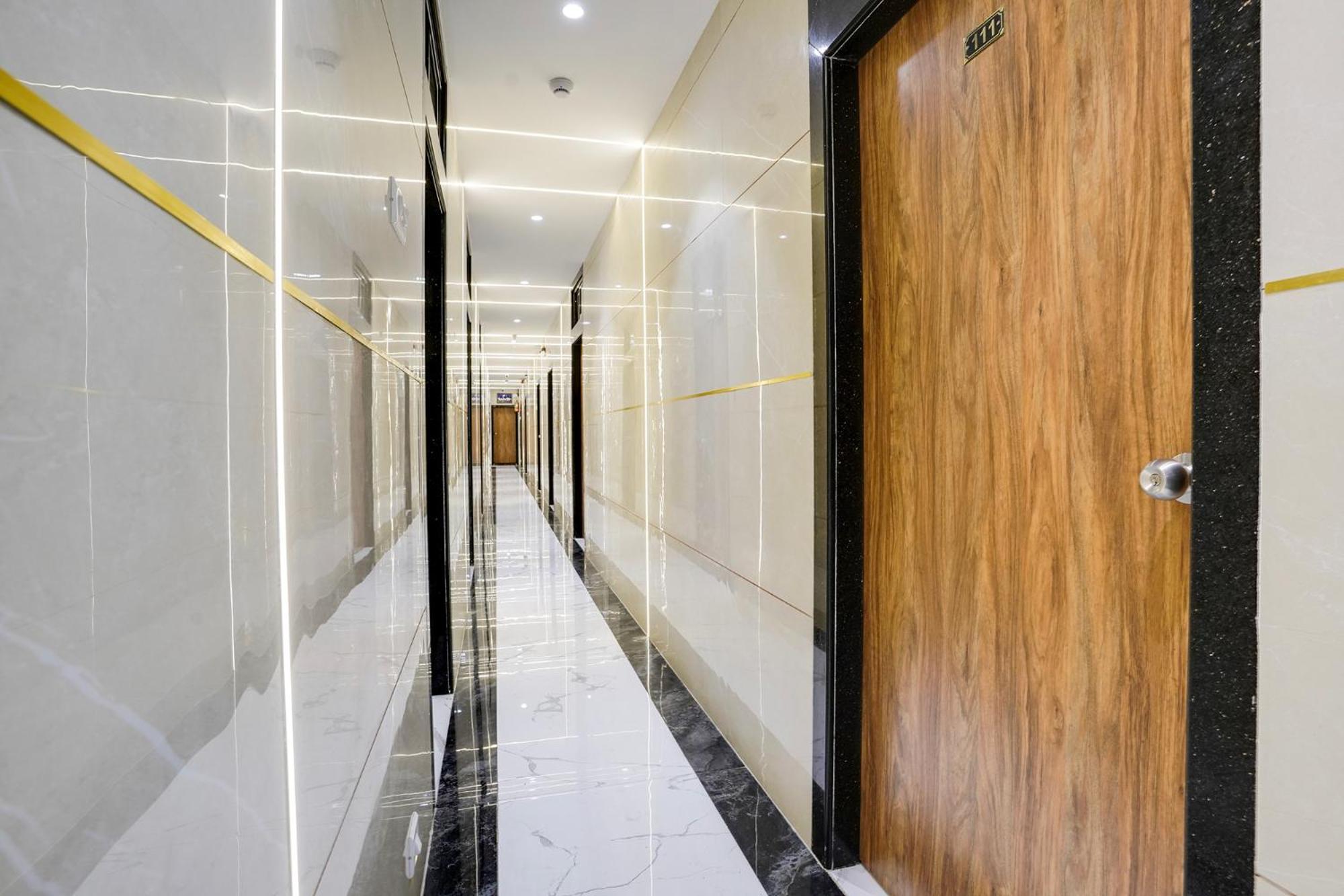 Fabhotel Rr Residency - Near Bkc Mumbai Bagian luar foto
